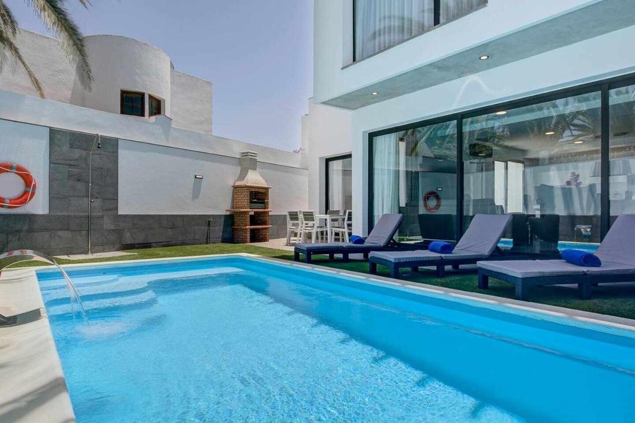 Two Dreams Luxury Villa Corralejo Exterior photo